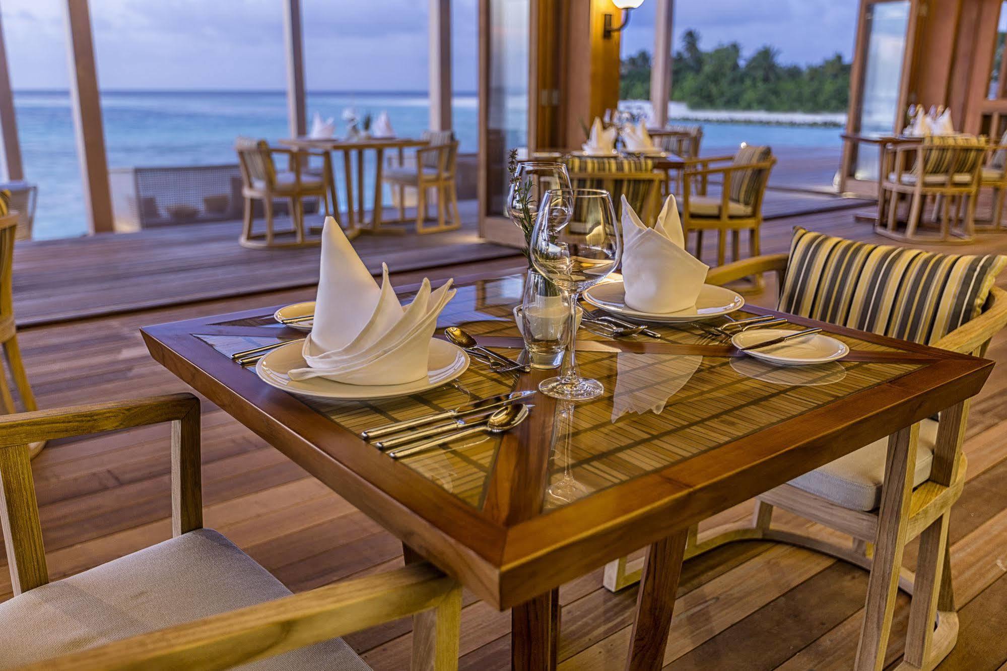 Hurawalhi Island Resort Esterno foto