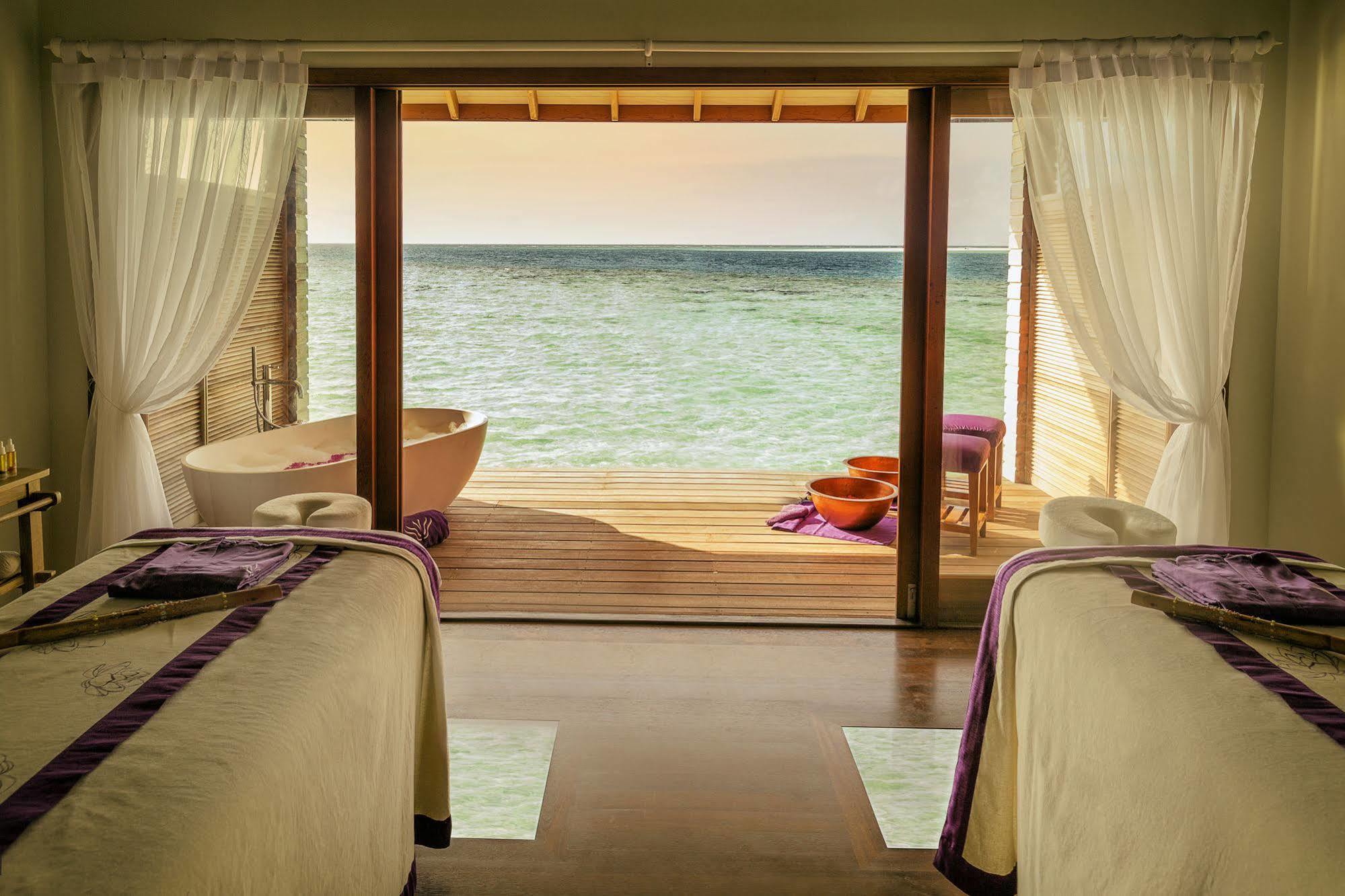 Hurawalhi Island Resort Esterno foto