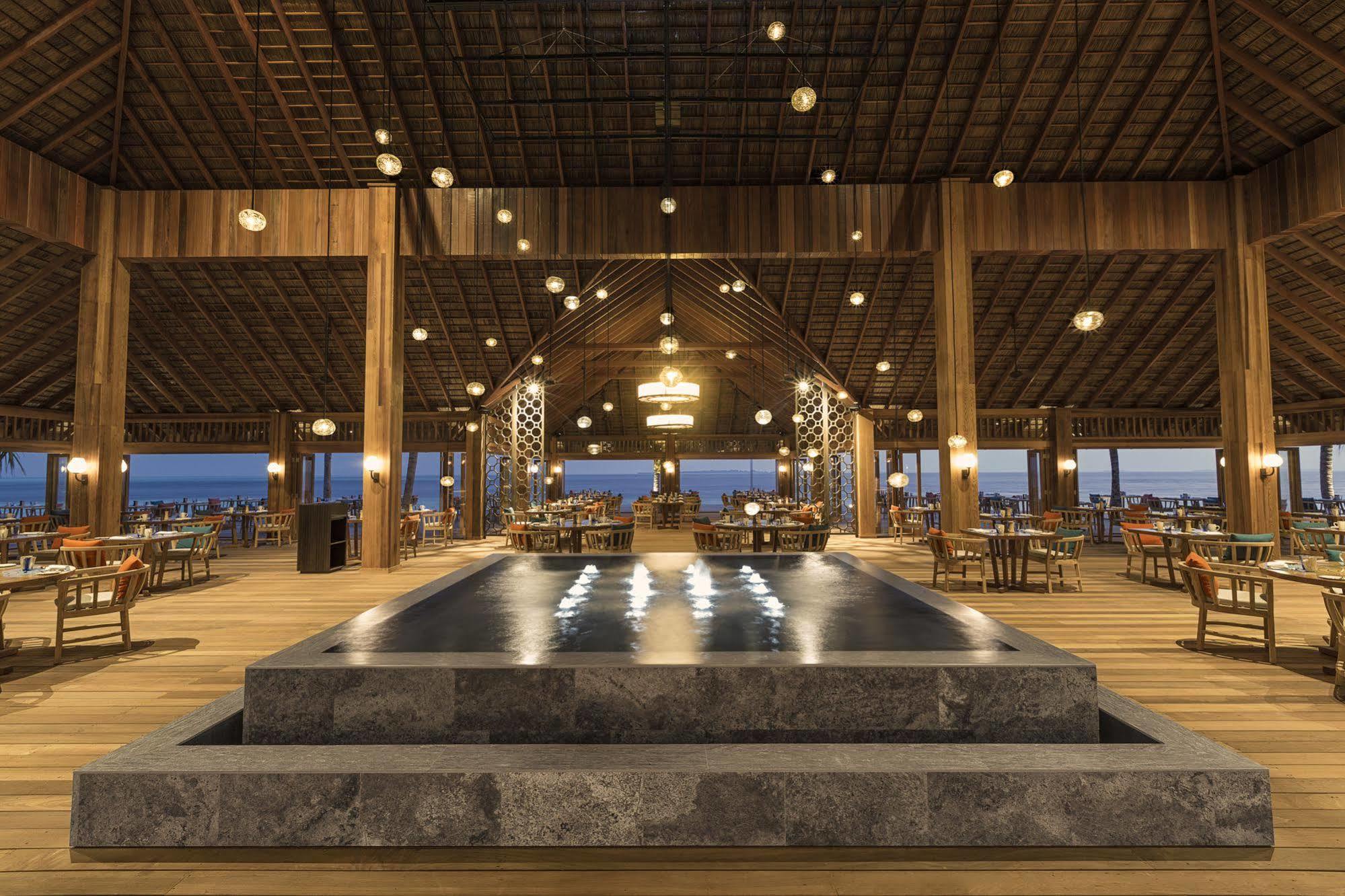 Hurawalhi Island Resort Esterno foto